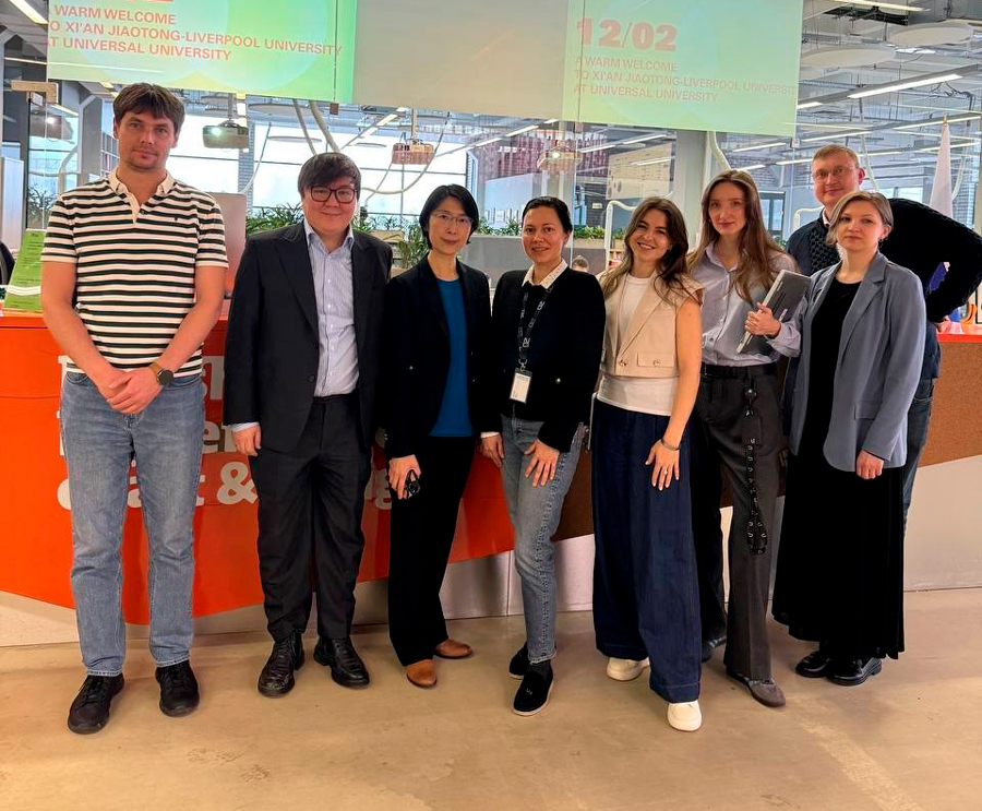 Делегация Xi&rsquo;an Jiaotong-Liverpool University в&nbsp;кампусе Universal University
